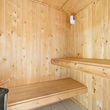 0241-romo-bodser-pedersensvej-1 * Tagholm